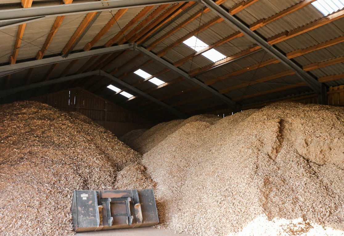 „Holzbrennstoffe aus nachhaltiger Forstwirtschaft – Hackschnitzel und Brennholz“